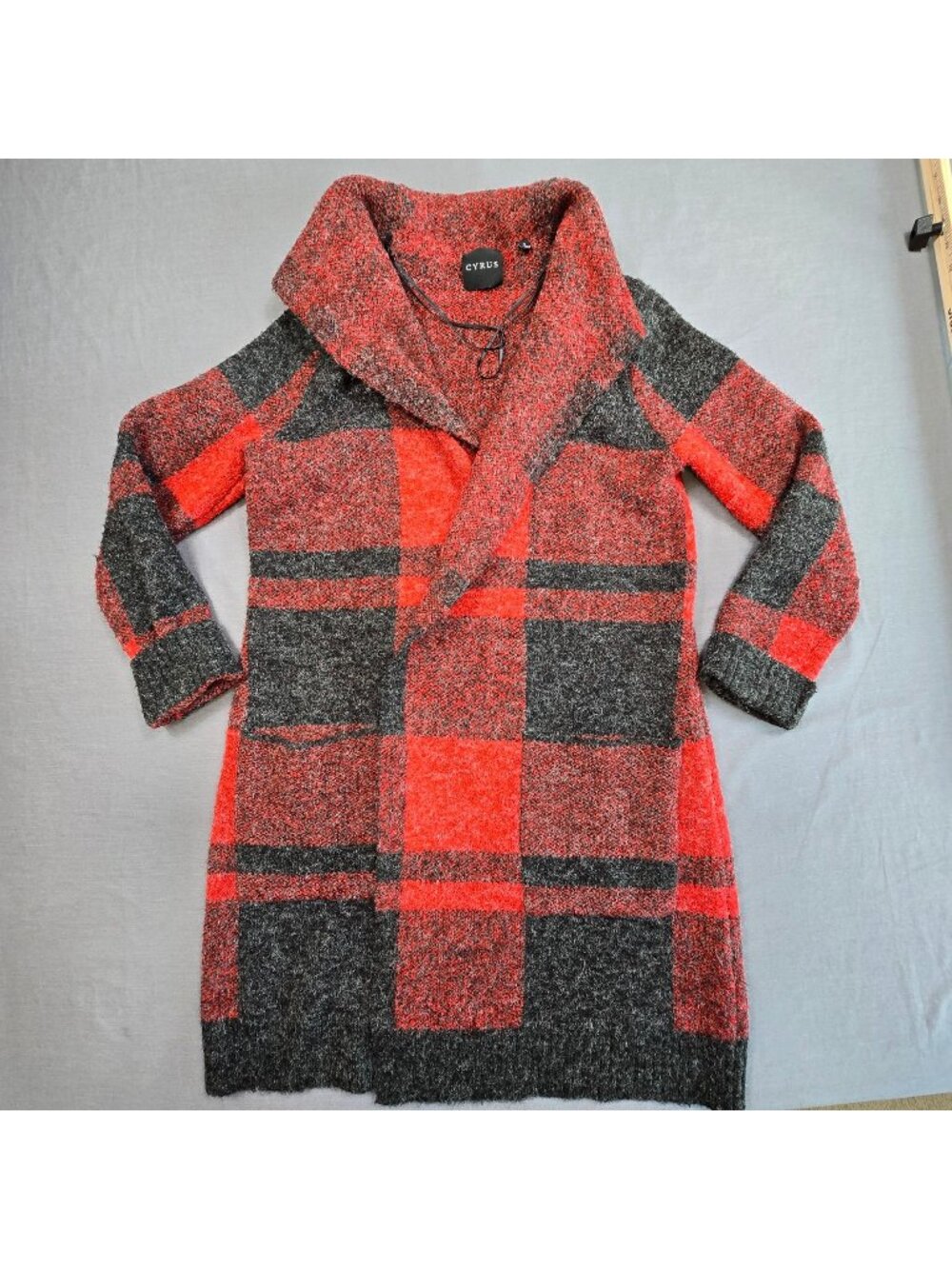 Cyrus S Open Front Cardigan Red/Gray Buffalo Plaid Knit Sweater Long Sleeve Soft
